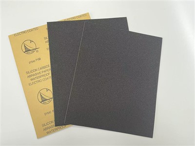 мокра пясъчна хартия